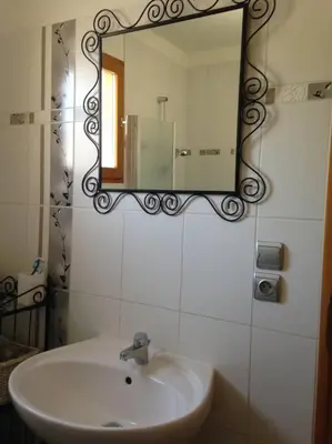 Salle de bains dans l'établissement Havre de paix proche CNPE Bugey