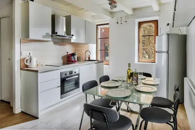 Cuisine ou kitchenette dans l'établissement Appartements centre ville Villefranche-Sur-Saone