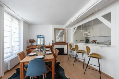 Plan de l'établissement Alma - Charmant apt 2 chambres