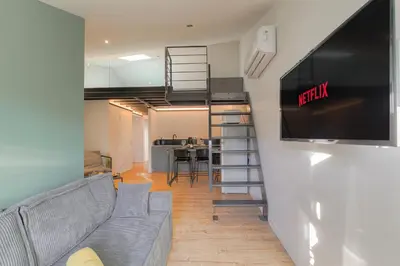 Télévision ou salle de divertissement dans l'établissement L Original - TravelHome - Free wifi - 6 travelers