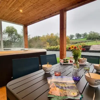 Gîte cosy avec terrasse et jacuzzi privatif - FR-1-496-303