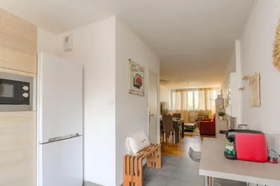 Cuisine ou kitchenette dans l'établissement Élégant et Spacieux idéal déplacement Pro