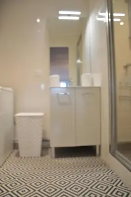 Salle de bains dans l'établissement Nid douillet avec vue