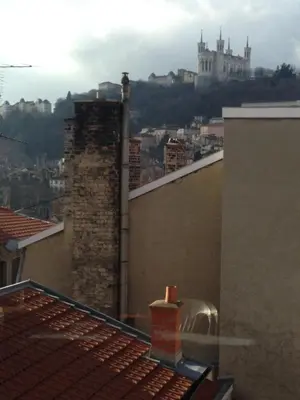 Vue générale sur Lyon ou vue de la ville depuis l'appartement