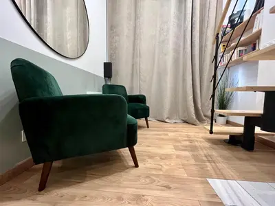 Coin salon dans l'établissement Suite Titouan - Appartement 2 personnes - Check in h24 & Wifi