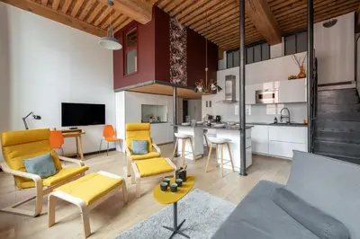 Cuisine ou kitchenette dans l'établissement La Bohème - Au coeur de la Croix-Rousse
