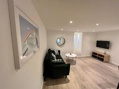 Télévision ou salle de divertissement dans l'établissement Suite Maël - Appartement 4 personnes - Check in h24 & Wifi