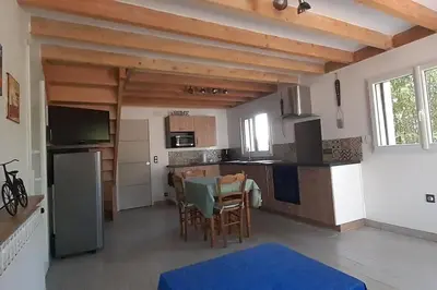 Cuisine ou kitchenette dans l'établissement Appartement 60m² -Clonas /Varèze