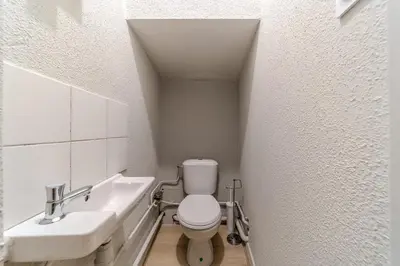 Salle de bains dans l'établissement L’Appart des Halles 1 Bedroom Near Part-Dieu