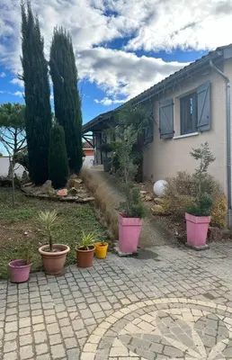 Jardin de l'établissement Comme à la maison…
