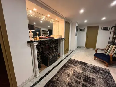 Cuisine ou kitchenette dans l'établissement Appartement spacieux 2 chambres avec vue sur le Rhône et parc