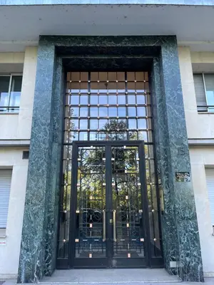 Façade ou entrée de l'établissement Appartement spacieux 2 chambres avec vue sur le Rhône et parc