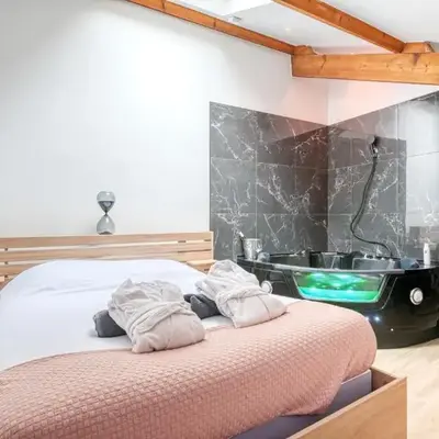 NEW / Belle et Rebelle avec jacuzzi