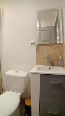 Salle de bains dans l'établissement Chambres d'hôtes des Cigognes