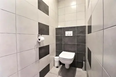 Salle de bains dans l'établissement Hôtel des Lumières Lyon Meyzieu Arena Stadium