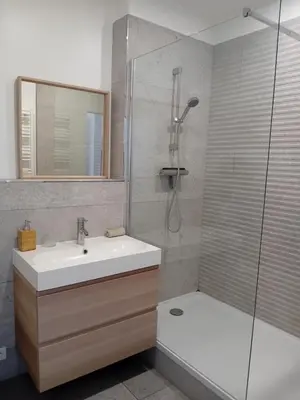 Salle de bains dans l'établissement Escale 1 - Part Dieu