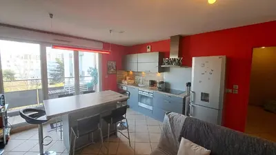 Cuisine ou kitchenette dans l'établissement Appartement cosy 3 pièces avec garage privatif