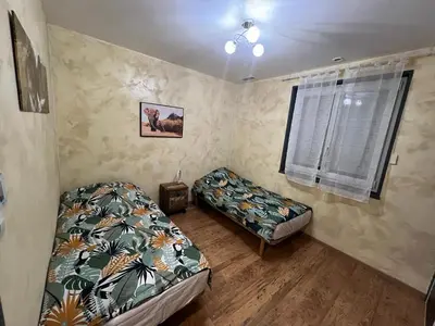 Un ou plusieurs lits dans un hébergement de l'établissement maison guy