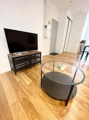 Télévision ou salle de divertissement dans l'établissement Magnifique T2 35m2 Prox Gare