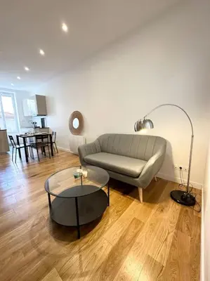 Coin salon dans l'établissement Magnifique T2 35m2 Prox Gare