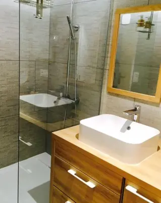 Salle de bains dans l'établissement Le petit Opéra