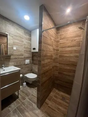 Salle de bains dans l'établissement Studio rénové à 15 min de Lyon