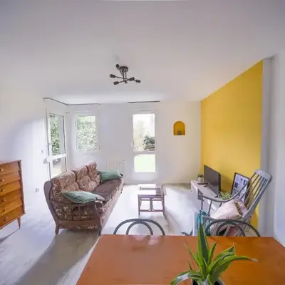 Appartement en rez-de-chaussée avec jardin