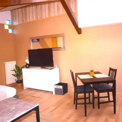 Studio Indépendant en Rez de jardin sans vis-à-vis