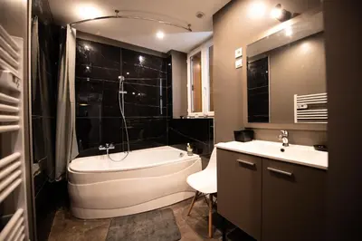 Salle de bains dans l'établissement KASA LOUNGE - Climatisation - Au calme