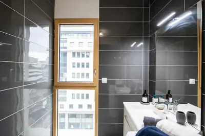 Salle de bains dans l'établissement Le Cosmo - Premium apartment w/ terrace- Part Dieu