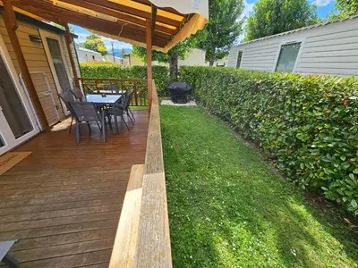 Jardin de l'établissement Les bords du Rhône