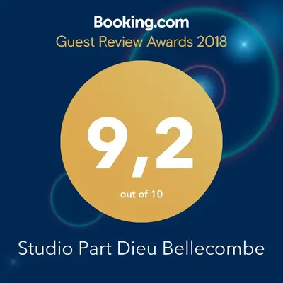 Certificat, récompense, panneau ou autre document affiché dans l'établissement Studio Part Dieu Bellecombe