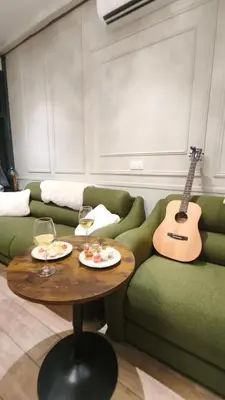 Coin salon dans l'établissement Le duo
