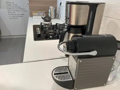 Cuisine ou kitchenette dans l'établissement La Bonneterie Appartement de charme avec terrasse