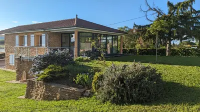 Jardin de l'établissement Alix au pays des Pierres Dorées