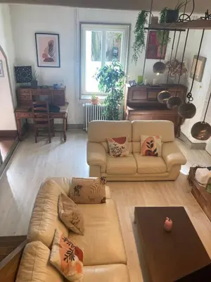 Coin salon dans l'établissement Charme authentique à Corbas - Authentic Charm in Corbas - 120m2 of Comfort-6 personnes