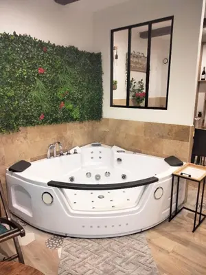 Plan de l'établissement Maison Prestige Le Donjon des Plaisirs Jacuzzi