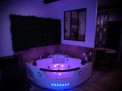 Plan de l'établissement Maison Prestige Le Donjon des Plaisirs Jacuzzi
