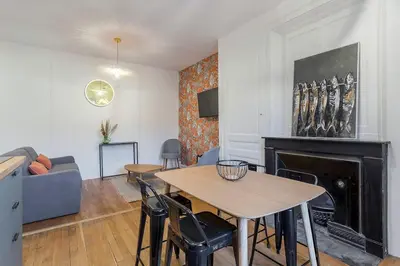 Coin salon dans l'établissement 10' de Lyon- Appartement Tassin Centre - 2 Parking