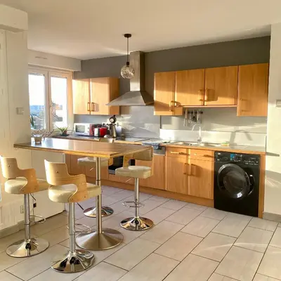 Cuisine ou kitchenette dans l'établissement Le paisible