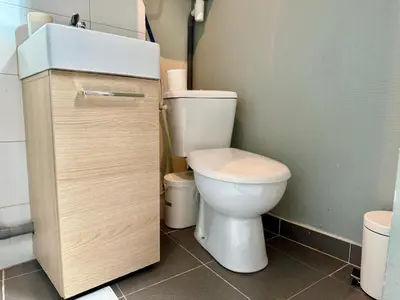 Salle de bains dans l'établissement Suite Jota - Appartement 2 personnes - Check in h24 & Wifi