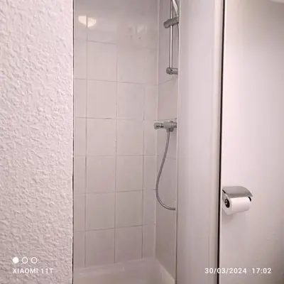 Salle de bains dans l'établissement Villeurbanne Centre Appartement Meublé