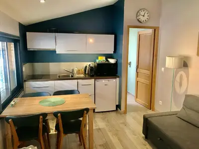 Cuisine ou kitchenette dans l'établissement Maison d'hôtes Côté Saône