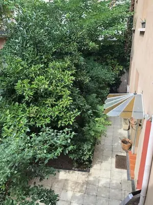 Jardin de l'établissement « Le petit Bastille»Proche Lyon centre