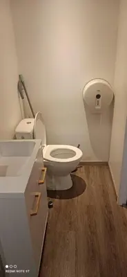 Salle de bains dans l'établissement Chez ANNE-SOPHIE