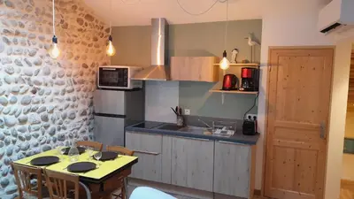 Cuisine ou kitchenette dans l'établissement gite du lavoir