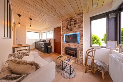 Télévision ou salle de divertissement dans l'établissement Suite Chalet K - Hyper Centre- Gare