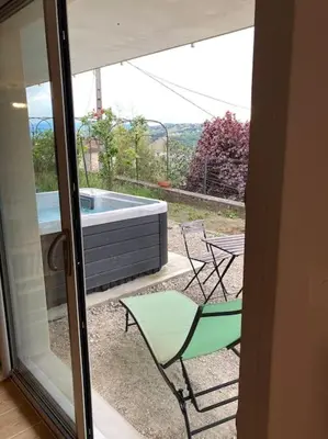 Balcon ou terrasse dans l'établissement Jacuzzi avec vue exceptionnelle