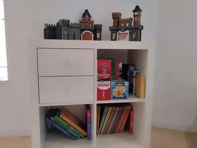 Bibliothèque dans la villa