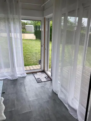 Jardin de l'établissement Bungalow dans le jardin